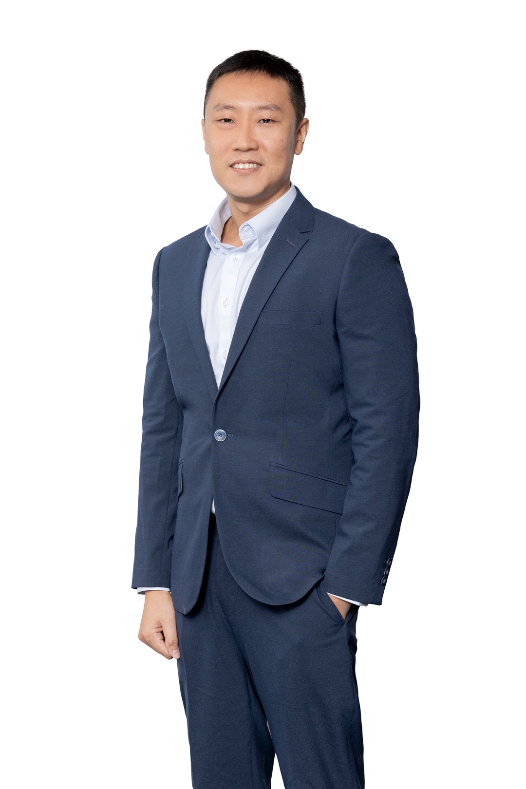 Jude Tan, half-body corporate portrait